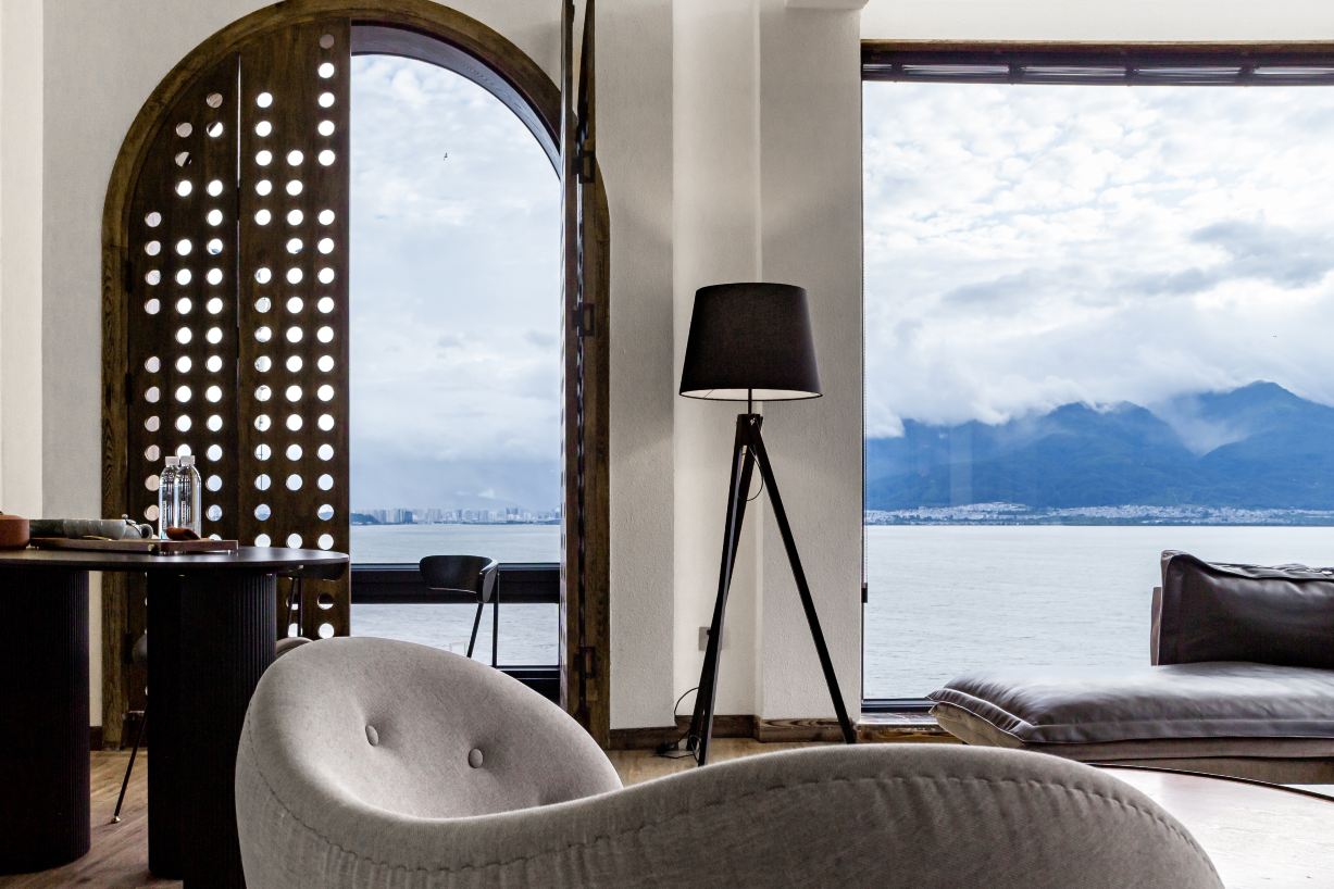 Mirthtide Lakeview Villas