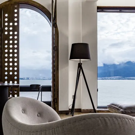 Mirthtide Lakeview Villas