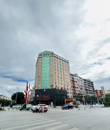 Jin Hong Hotel Отели рядом с достопримечательностью «PRC Cradle Tourism Area»