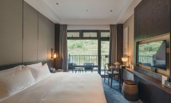 In Spring hotel