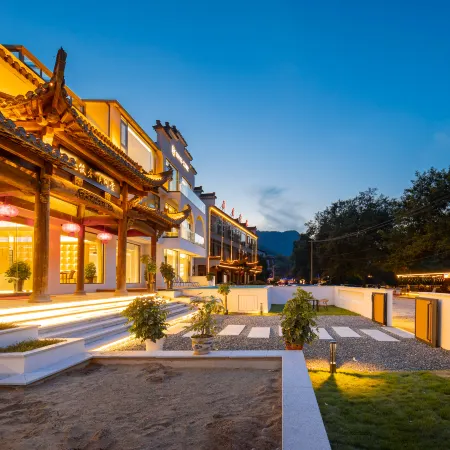Floral Lux Hotel · South Anhui Sichuan-Xizang Line Xijiantang Hotel