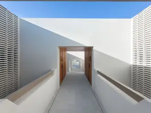 Noūs Santorini