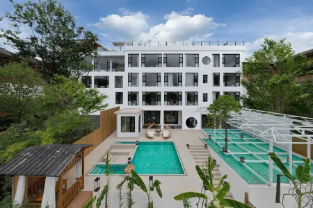 Xingshantang Guesthouse Отели в г. Либо