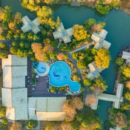 Seclusive Life Yangzhou Resort