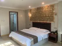 Sandu Wei'ai Theme Hotel