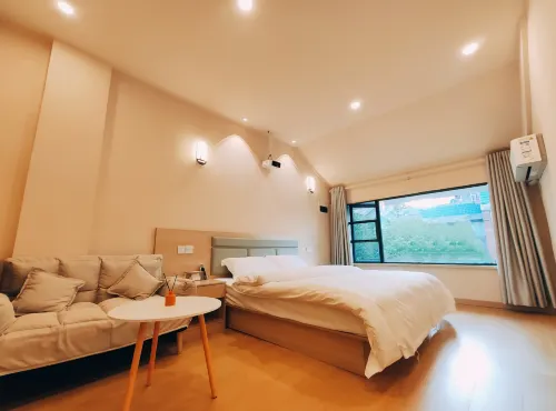 zi·zai Homestay