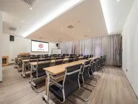 Homeinn Selected Hotel （Shangluo Municipal Government Qinyun Education City)) Hotels in Shangluo