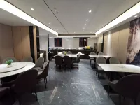 โรงแรมดอร์ฟี่ (ถนนเส้าหยาง) - 3 ดาว