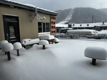 Cuiguodong Family Hostel