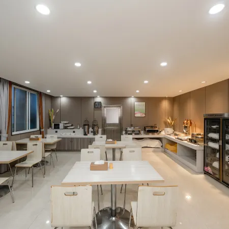 Ouyue Hotel (Liangjiangsihu Guilin Station Branch)