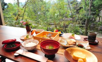 Kaiseki Ryokan Ashikari