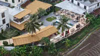Shili Homestay (Shimei Bay Commercial Street Tourist Road)