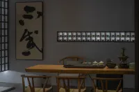 Yue Man · Riverside Homestay (Xiangxi Street Store, Muyu Town, Shennongjia)