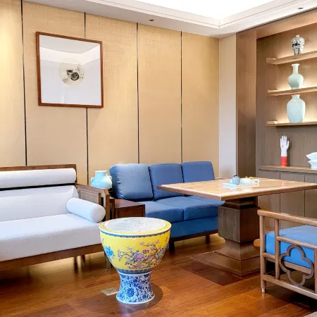 Tai 'an Moyu Porcelain Pleasant Art Hotel (Taishan Peach Blossom Valley Mountain Entrance Store)