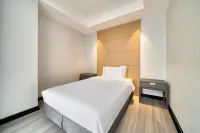 Yiwu International Mansion Hotel