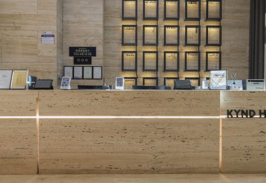 호텔 내부 객실