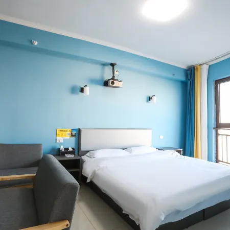 Pingdingshan Atour Hotel