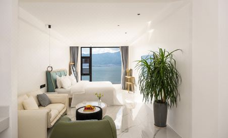 Suitetrails - Dali Haizhi Latitude·Full Sea View Pool Villa Homestay (Dali Bohai Branch)