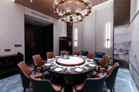 Fengyuan Hotel Отели в г. Чэнчэн