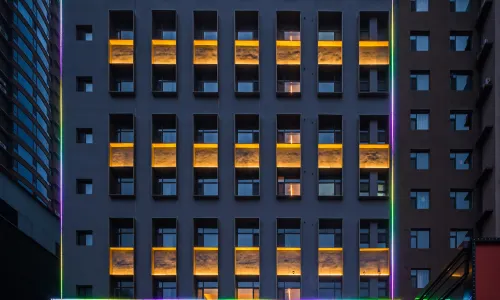 Lvliang Central Park Manxin Hotel