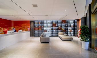 Oriental Elegant Smart Hotel (Luoyang Wangcheng Avenue Jiudu Middle Road Branch)