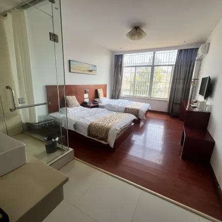 Guangde Liyuan Business Hotel