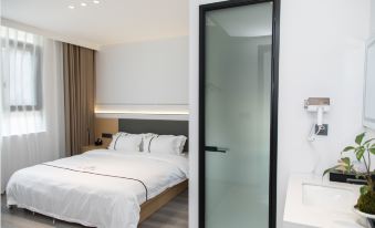 Mountain Breeze Xiaoyuan Homestay
