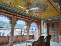 Haveli Braj Bhushanjee Heritage Hotel and Museum - Wifi