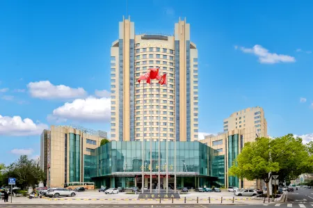 Fuding Jinlong Hotel Dong Station