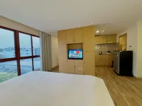 Pentafield City Residence - Parking