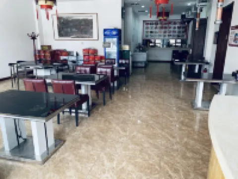 Jiangnanchun Hot Spring Club Hotels in Gaizhou