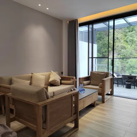 Heyuan Dongyuan Hexi Hot Spring Hotel