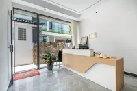 Chun Shu mu yun linhai boutique minsu (Dali caicun wharf branch)