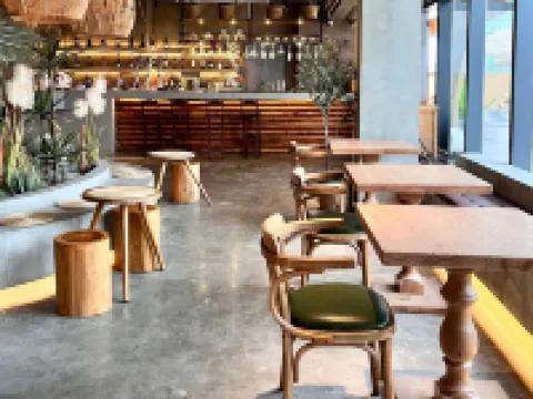 Dongguan Yueta E-sports Hotel (Dongcheng Wanda Plaza Huijing Industry Zhihuigu Branch)