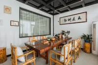 Anjiyun Shangzhuhai neighbor Li's parent-child vacation back to the beautiful house Hotel berhampiran Tianxia Yinkeng Scenic Area