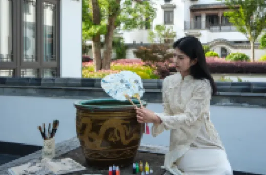 Hengdian Film and Television City Longjing Yuyu Yinshu