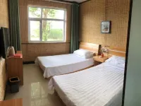 Banshan Tingfeng B&B (Filiale der Caotian Road Cliff Viewing Platform) - balcony