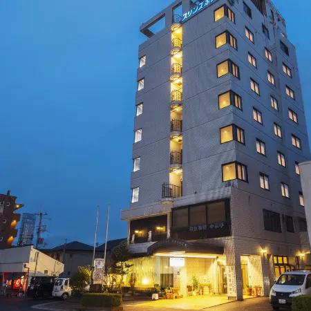 City Hotel Air Port in Prince Отели рядом с достопримечательностью «Аутлет-центр Rinku Premium»