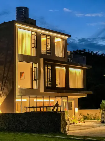 Ranran Landscape · Wild Luxury Landscape Famliy Parent Child Vacation Homestay (Moon Bay Store) Отели рядом с достопримечательностью «Jiangxi Ming and Qing Ancient Dwelling Expo Park»