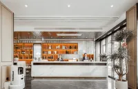 The Fili Hotel, God of Wealth - bar