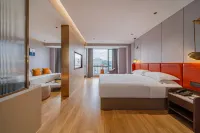 REZEN LONGUU Hotel (Guangzhou Baoneng Performance Center Luogang Subway Station) Hotel in zona Chaoshan College