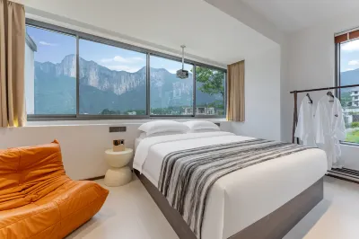 Yunyin · Sanshe Tangquan Shanshu Homestay (Enshi Grand Canyon Luyuanping)