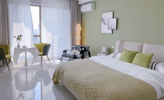 Muqian Light Luxury Homestay