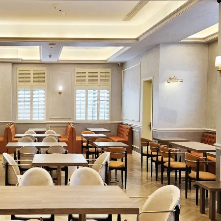 Rezen Grace Hotel Guangzhou · Tianhe Sports Center Taikoo Hui Branch