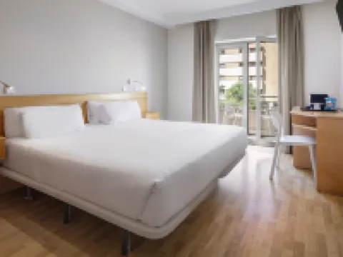 B&B ホテル ブラガ ラマカエス エスタディオ・ムニシパル・デ・ブラガ周辺のホテル