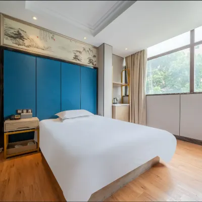 Jitai Hotel (Shanghai Xujiahui Jiaoda Yishan Road Subway Station) Các khách sạn gần Ga MRT Xujiahui