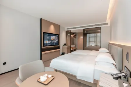 Ruixin Hotel Отели рядом с достопримечательностью «Luzhong Ancient Tree»