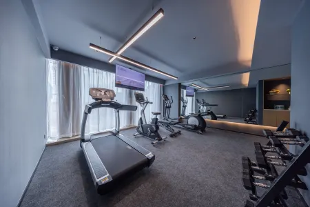 Atour Hotel (Zaozhuang Municipal Government Twin Towers Square Branch) Отели рядом со станцией Zaozhuang Railway Station