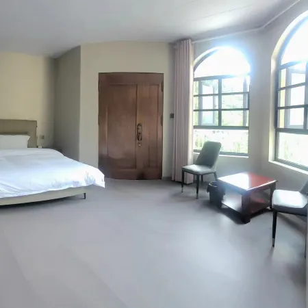 Zhuji Torreya Manor