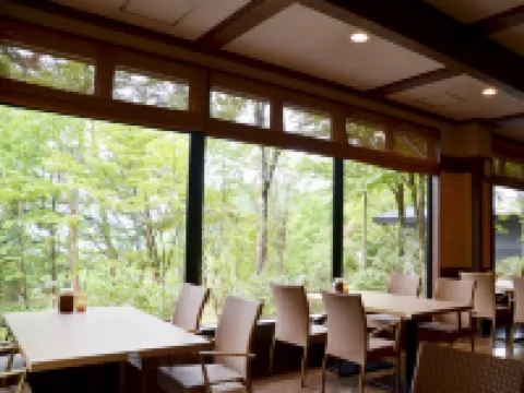 露櫻格蘭蒂亞酒店 - 飛騨高山和藏之宿店